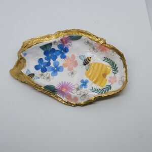 Floral / Bee Oystershell ring holder/ trinket tray